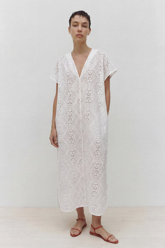 Yuna Dress Embroidery White