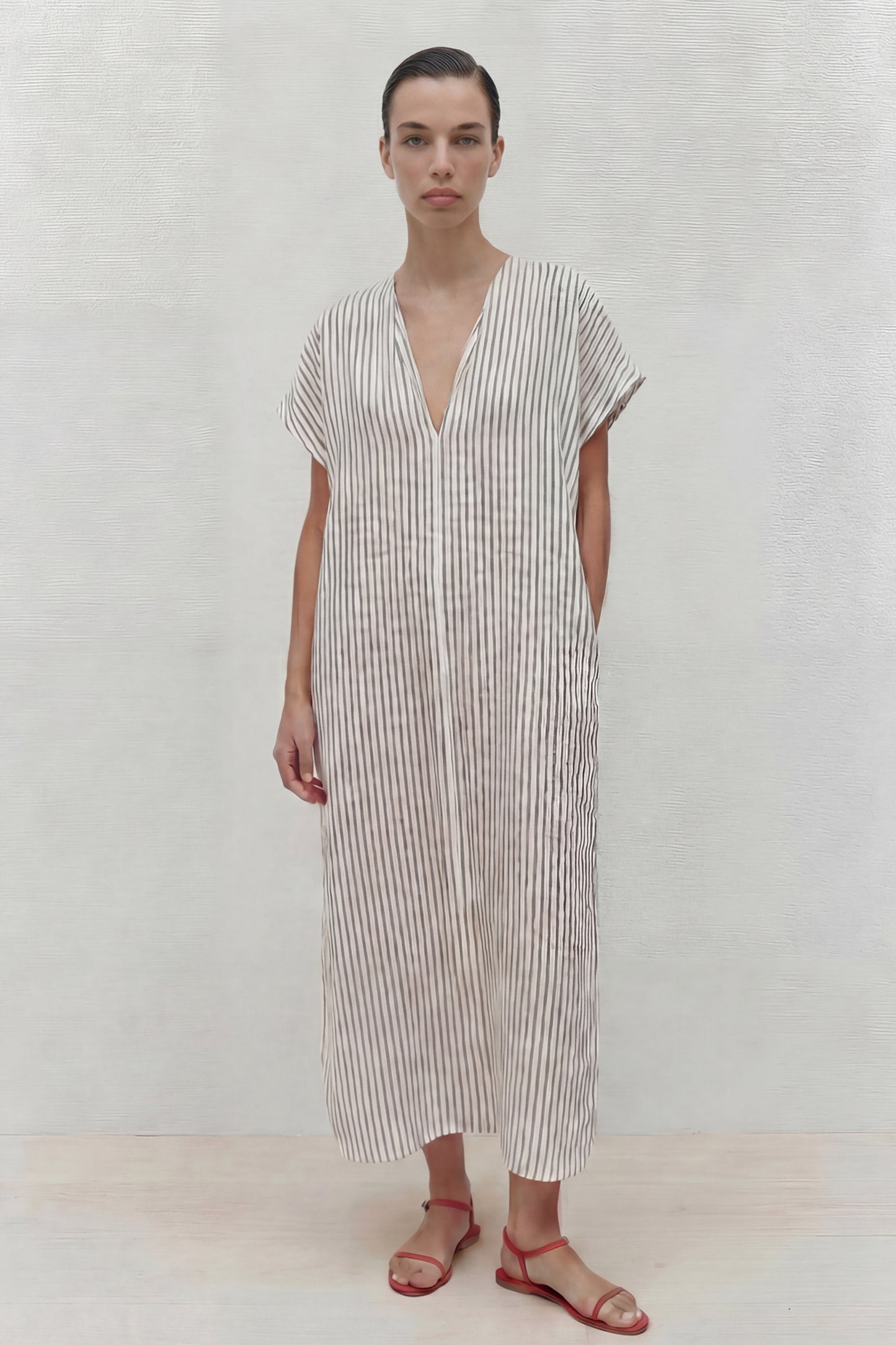 Yuna Dress White Stripe