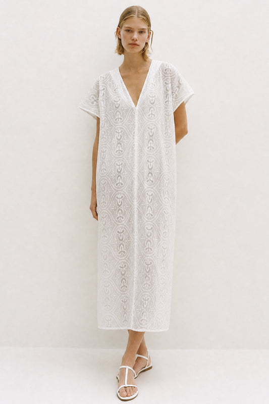 Yuna Dress Embroidery White