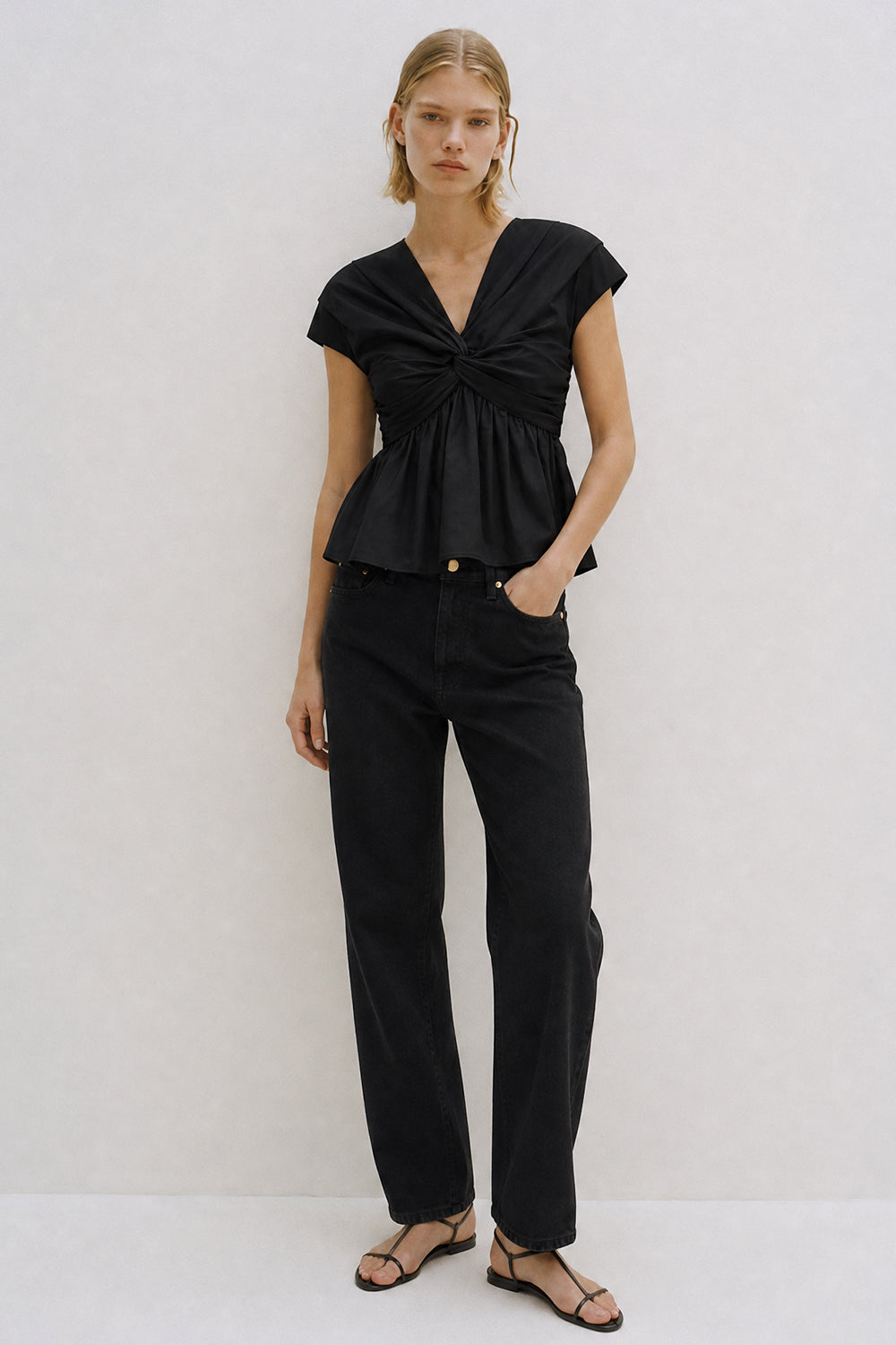 Ruhi Top Black